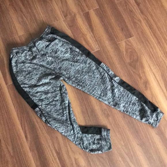 LAST CHANCE✨ Grey sweatpants - Picture 5 of 6